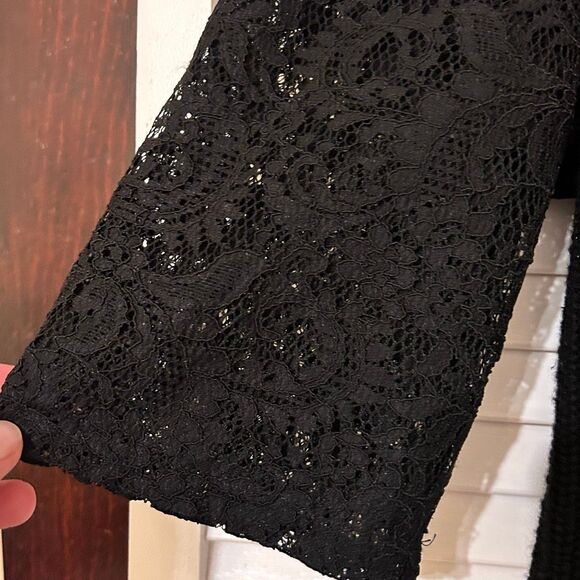 Ann Taylor Black Wool Blend Sweater Short Lace Sleeves Size M Sheer Bottom Hem - Picture 4 of 9